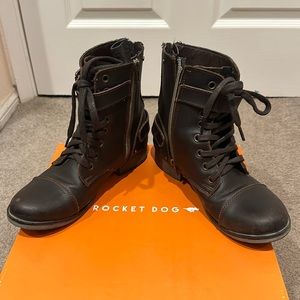 DV by Dolce Vita Sergeant boots // Sz 6